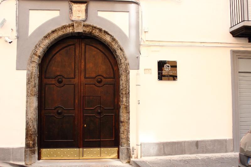 Palazzo San Vincenzo Bed & Breakfast Naples Exterior photo