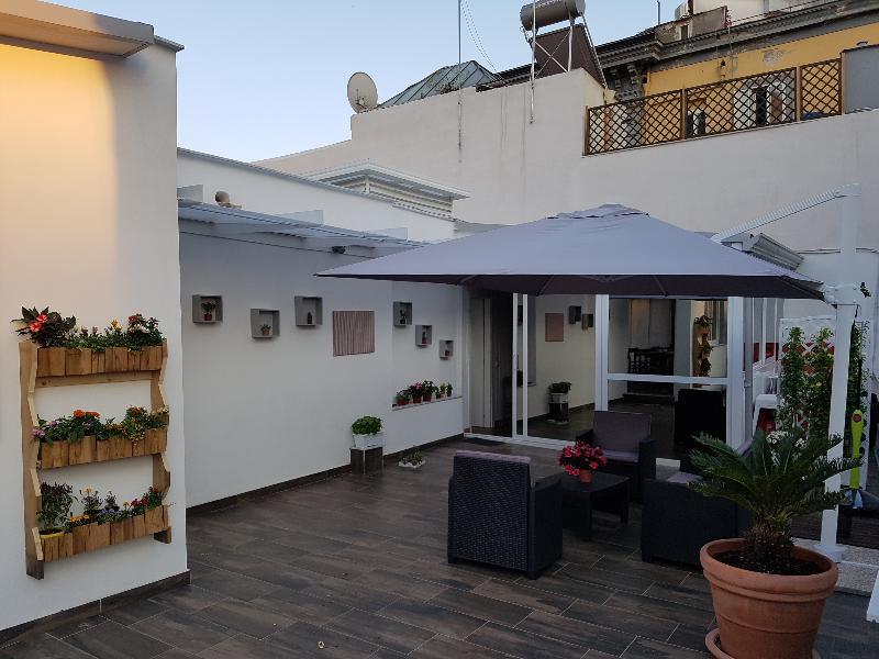Palazzo San Vincenzo Bed & Breakfast Naples Exterior photo